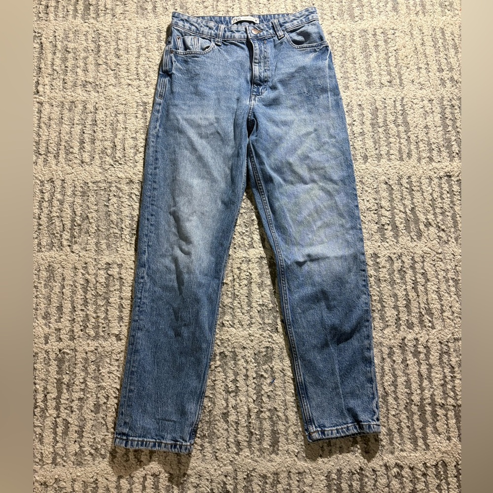 Zara straight leg mid wash jeans pants blue size 6